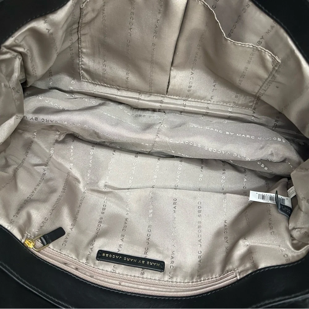 Marc By Marc Jacobs Tote Bag - Picture 6 of 16